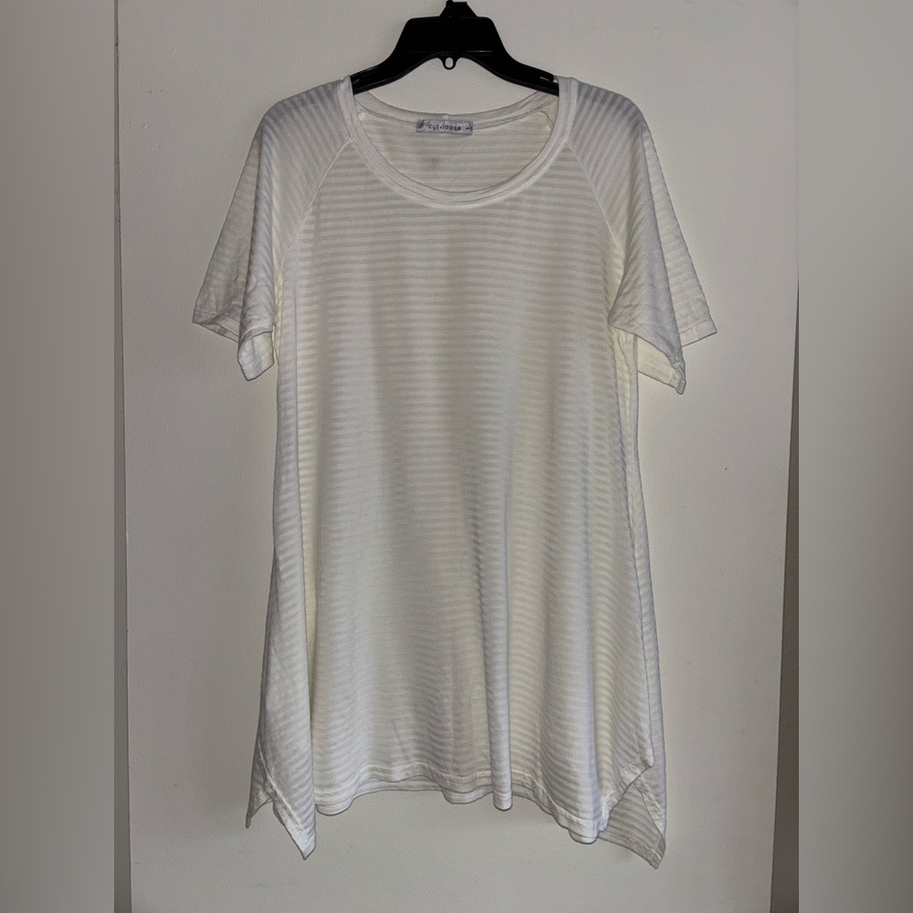 Cut Loose White Stripe Short Sleeve Asymmetrical Top Sz L